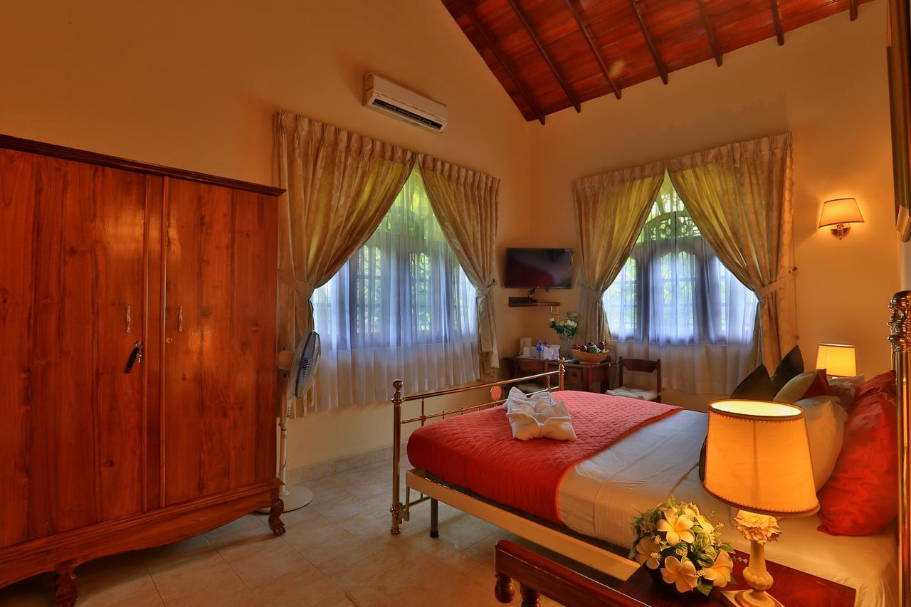 Emel Boutique Hotell Negombo Eksteriør bilde