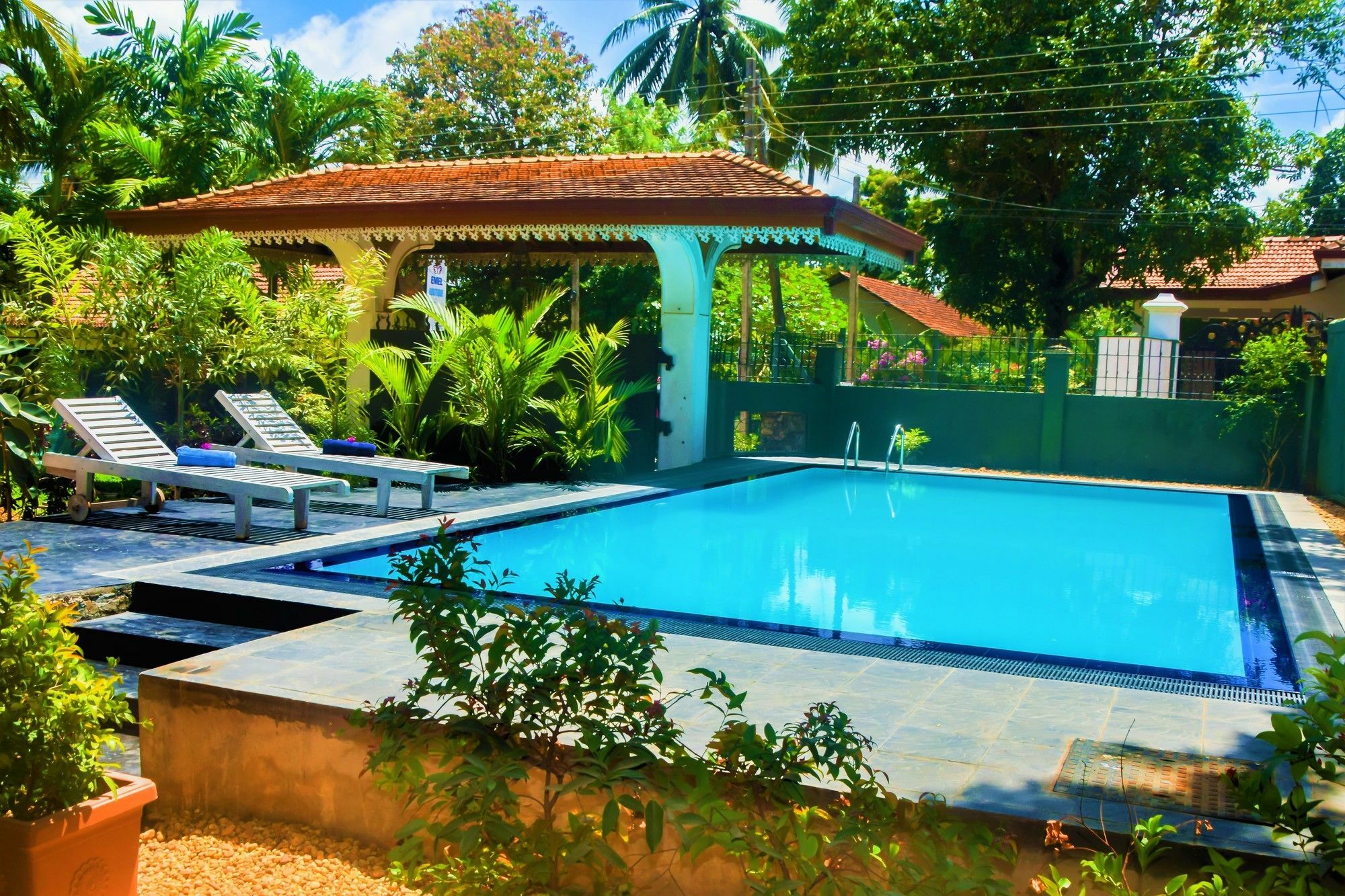 Emel Boutique Hotell Negombo Eksteriør bilde